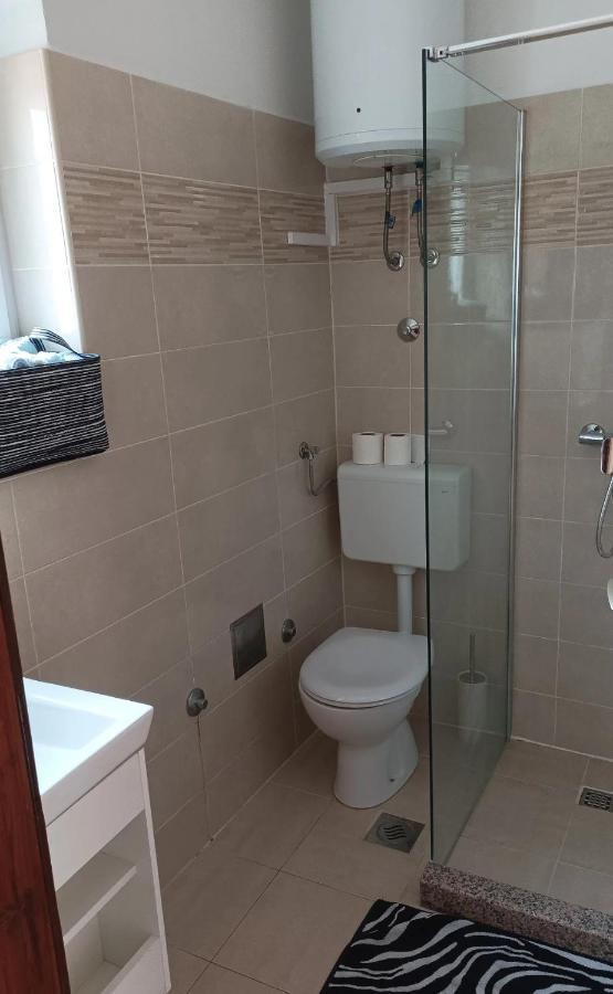 Family Apartments Tomy Punat Exterior foto